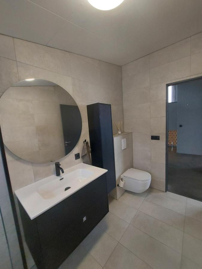 Apartament Skjalfandi Húsavík Zewnętrze zdjęcie